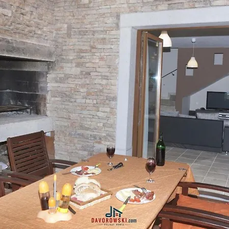 Villa Arco Comfortable Svetvinčenat